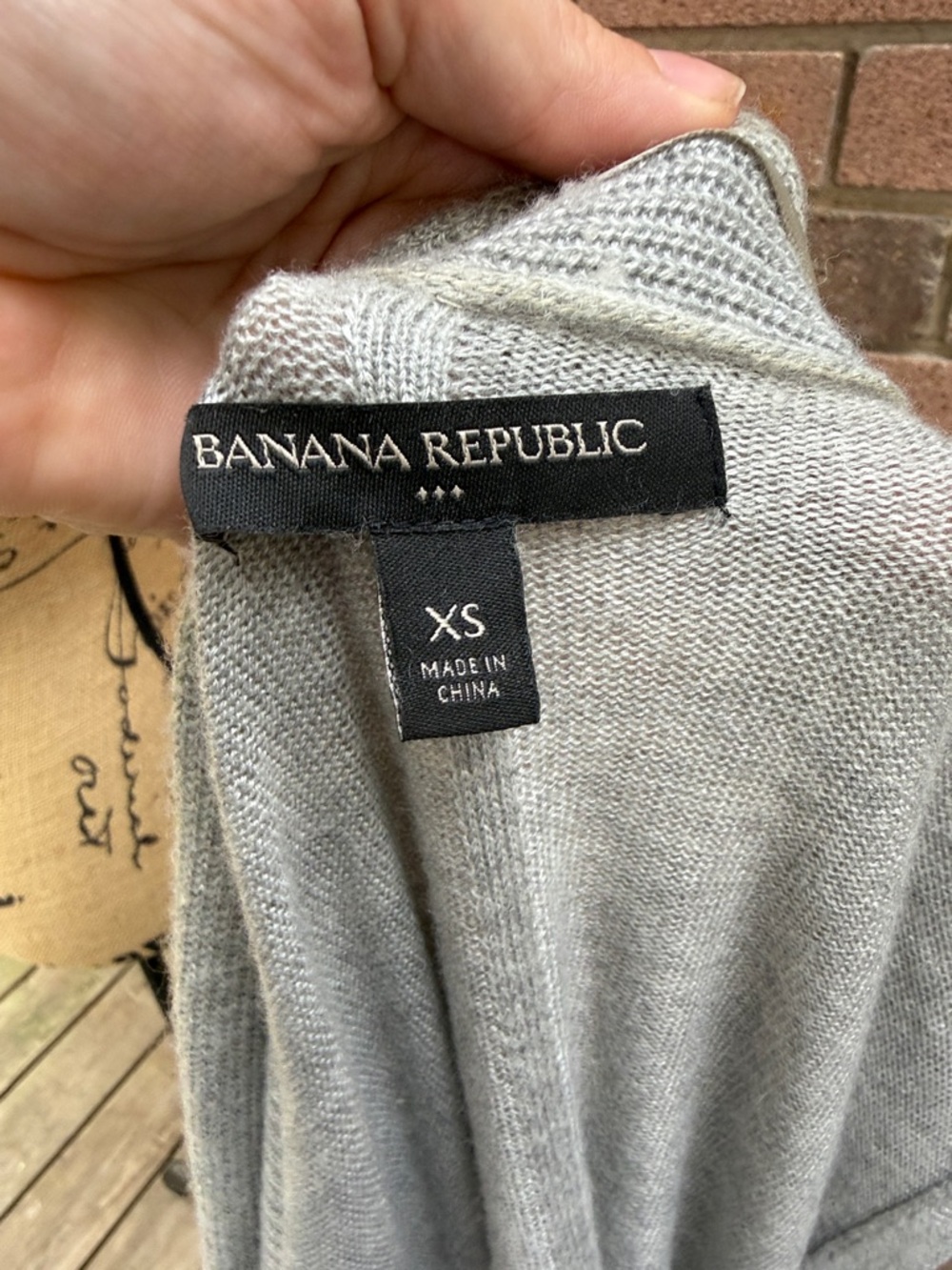Banana Republic Light Gray Knit Drape Vest Cardigan Size XS - Picture 2 of 8